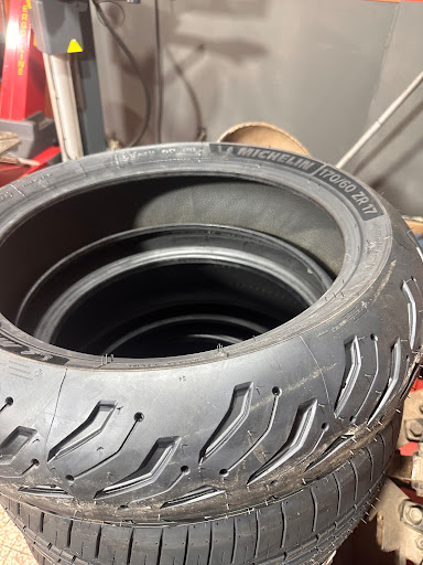 Cerami Gomme - Visual