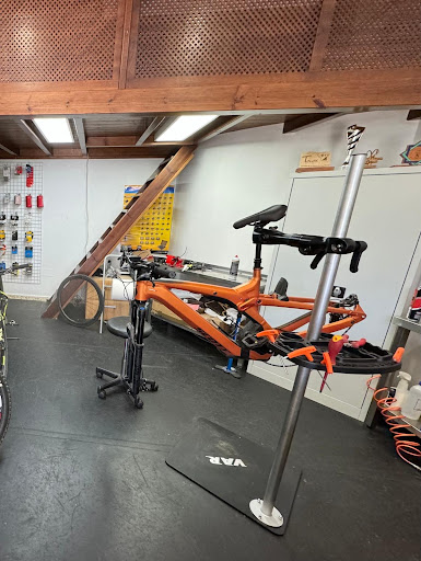 512 BIKES - Visual