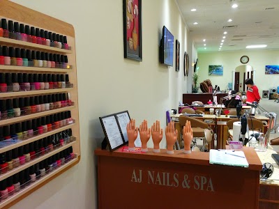 AJ Nails & Spa