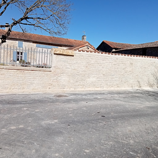 Photo de Couvreur chorin a villefagnan 10 lotissement les vignes des tribotte à Aulnay (17470)