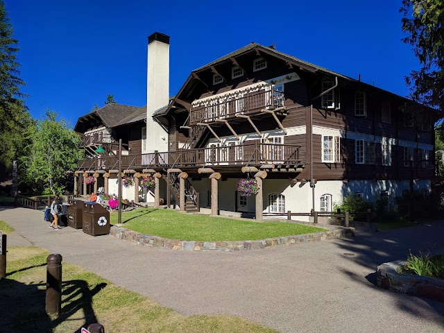 Lake McDonald Lodge