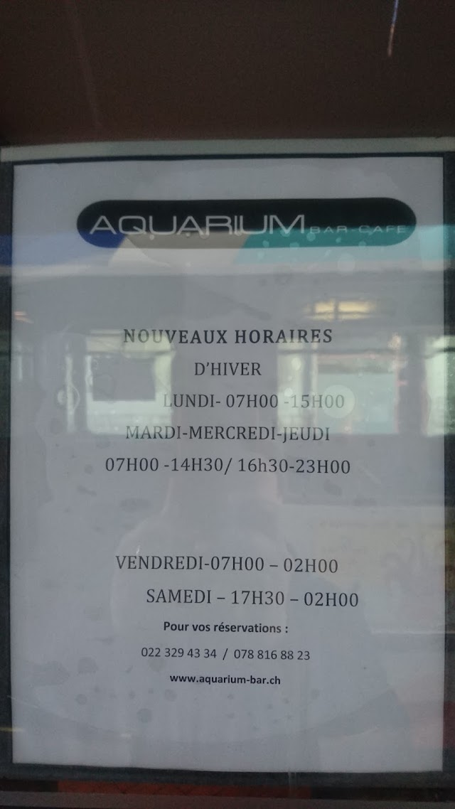 Aquarium Café