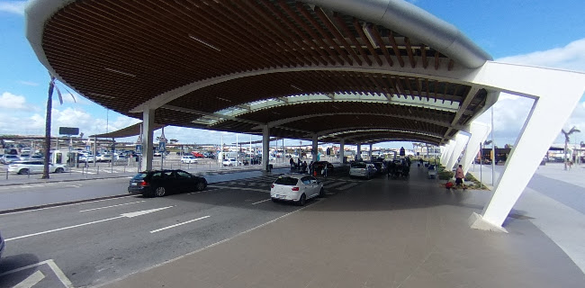 Avaliações doAeroporto Internacional Gago Coutinho, Faro em Faro - Outro