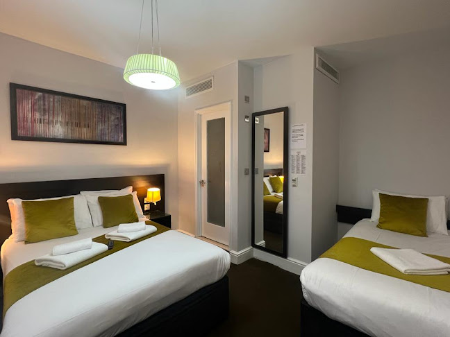 Reviews of Bloomsbury Palace Hotel in London - Hotel