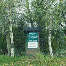 Photo n°8 de Mairie de Saint Quentin en Tourmont à Saint-Quentin-en-Tourmont (Hôtel de ville)