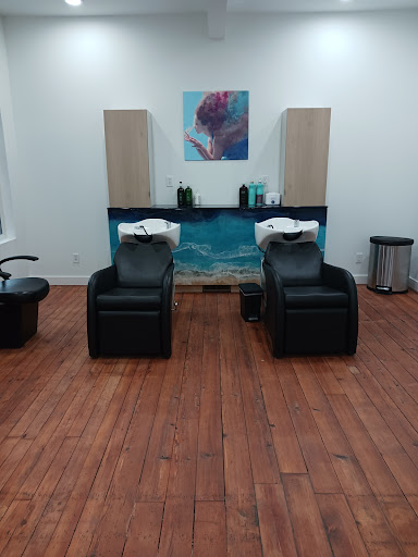 Decades Hair Studio - Thumbnail