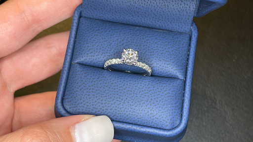Elzom jeweller Vancouver Engagement Ring Gallery - Canada