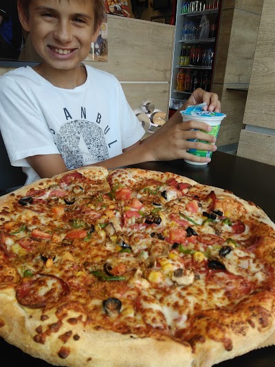 Photos of Domino's Pizza İstinye