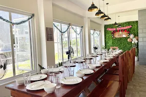Inong's Yard Restaurant & Cafe image