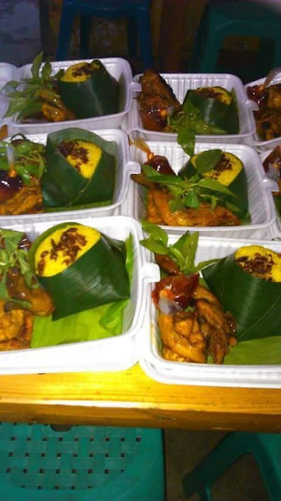 Photos of Zara Catering Solo
