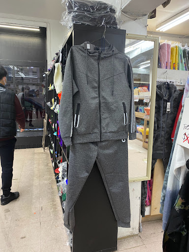 Modern Sportswear - Thumbnail
