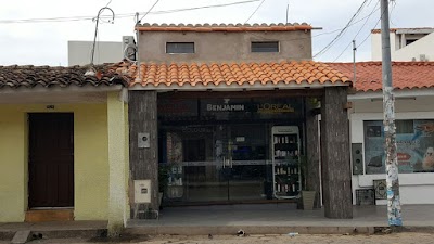 Photos of BENJAMIN Professional Central
