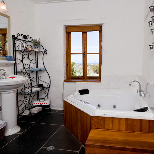 Brooklands Historic Farm Accommodation - Thumbnail