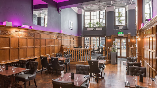 62 The Bank & Bar 62 Logo