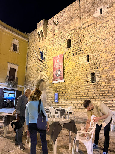 Al Castello Pizza Restaurant - Thumbnail