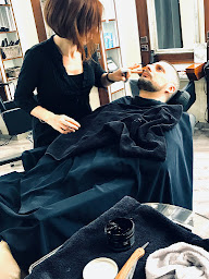 Photo n°11 de Le Fauteuil By Simone à Annecy (Salon de coiffure)