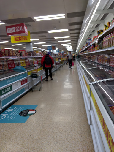 Iceland Supermarket Washington - Thumbnail