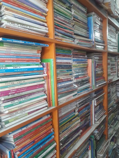 Photos of Velodrome Books Market & Art