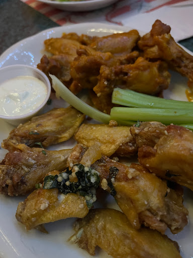 Vinny's Backyard Restaurant and Bar - Thumbnail