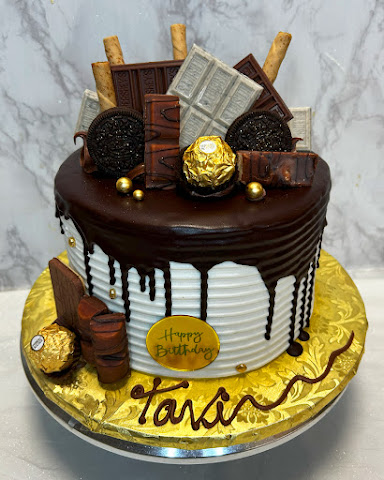 Daniel's Bakery by null