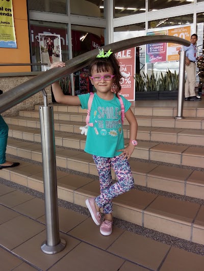 Photos of UNICO Villavicencio Outlet Mall