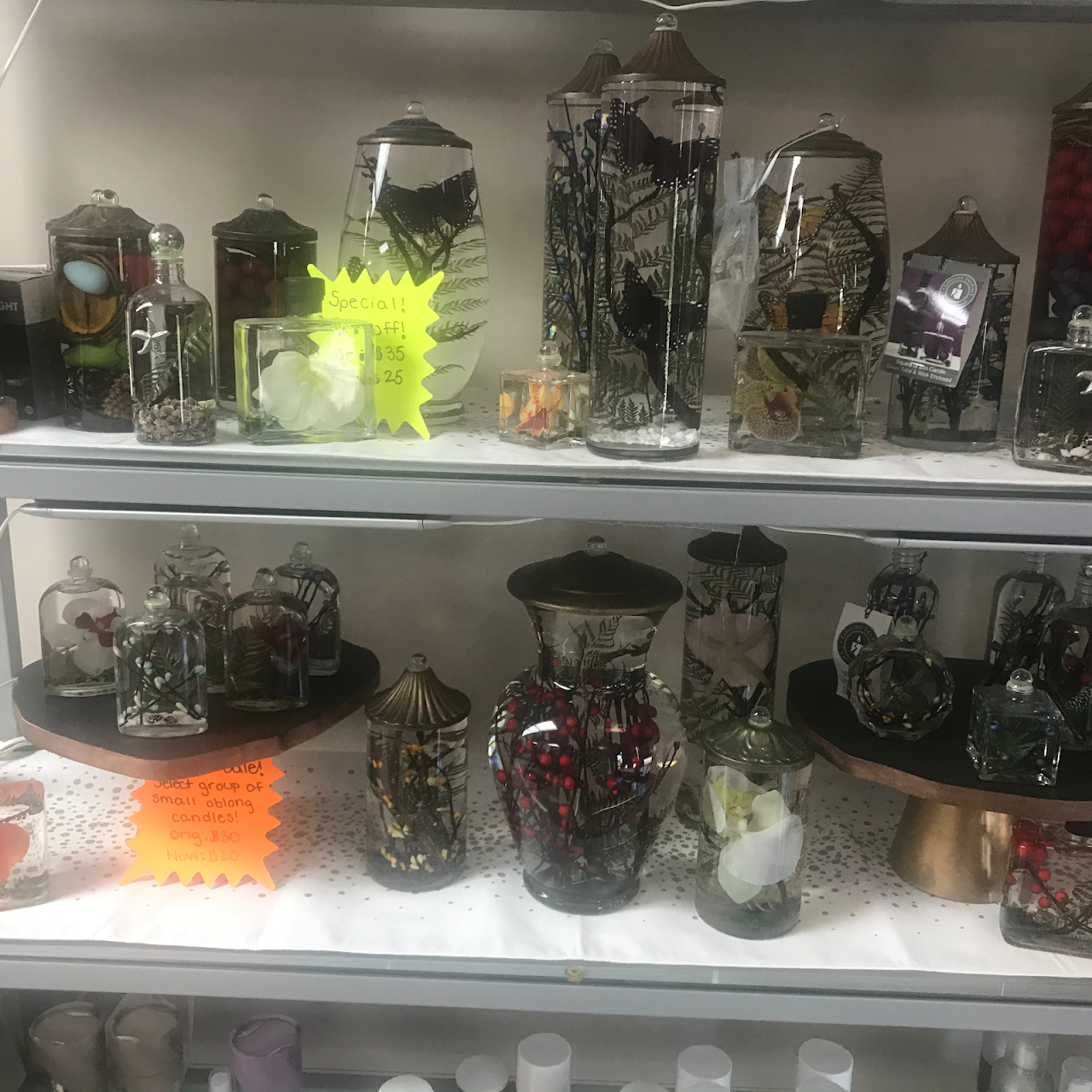 Heads Up Salon Hair color Salon in King of Prussia, specializing in women’s, men’s, and