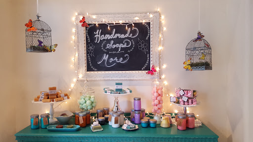 Downtown Apothecary Gallery - United States