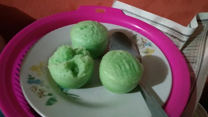 Toko Kue Mamah Itang, Author: Ian Septiawan