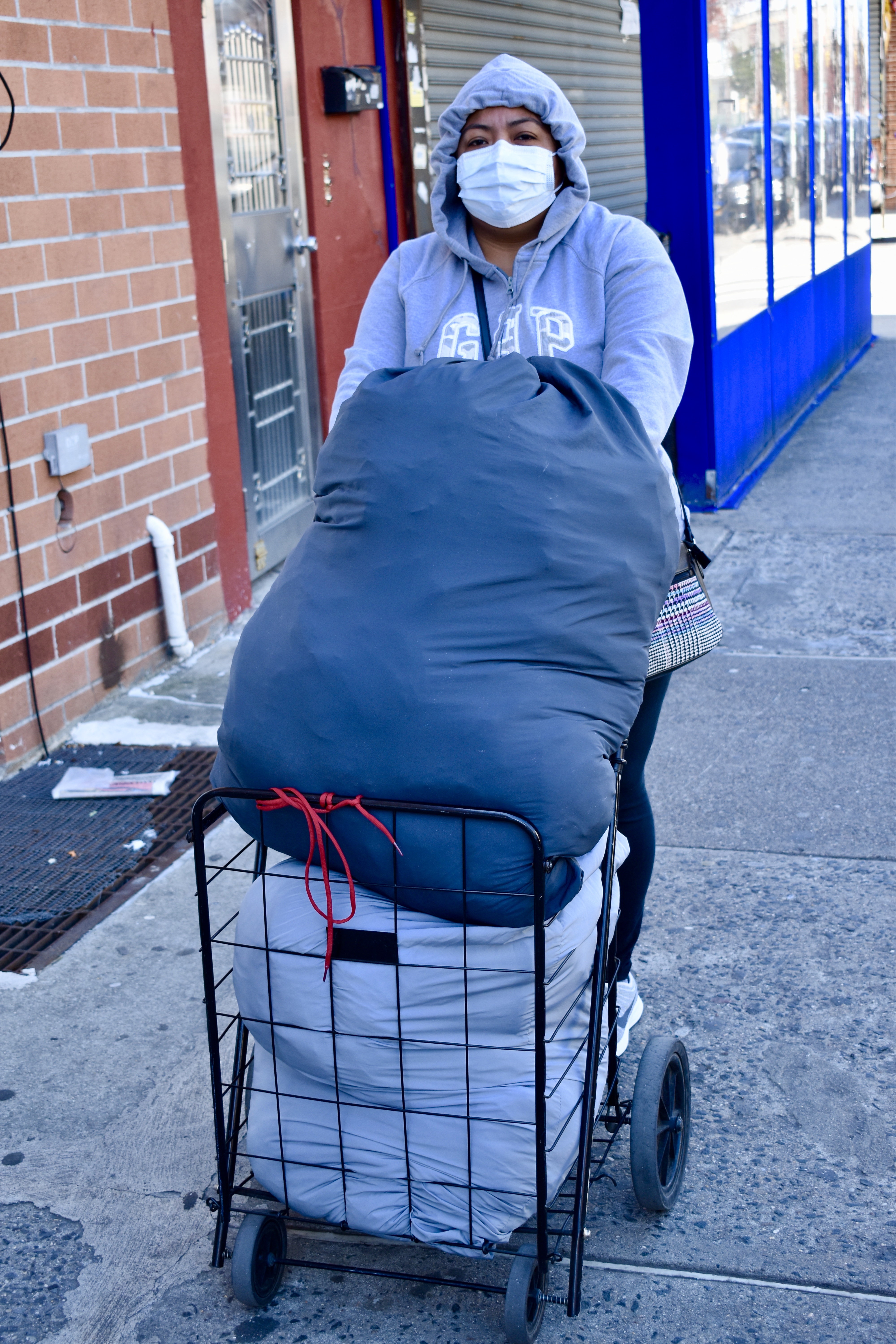 Mr. Machine Laundromat storefront and entrance in Flushing