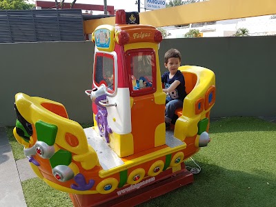 Photos of Plaza Rodolfo Baquerizo Moreno