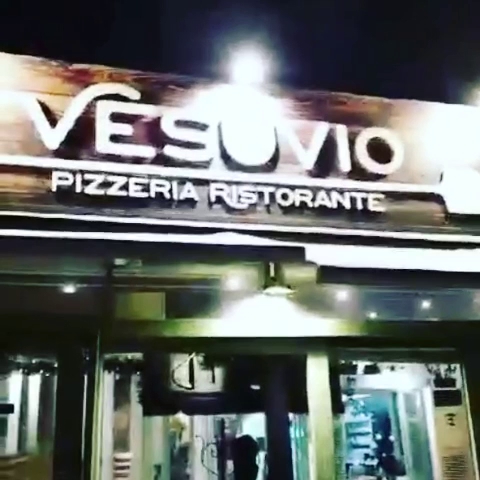 Vesuvio Pizzeria Ristorante Ανοιχτές ώρες