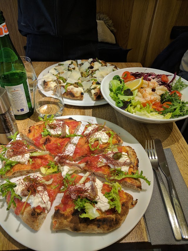 Savo Gourmet Pizza