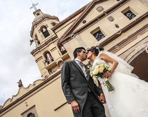 Cine Wedding Studios - Thumbnail