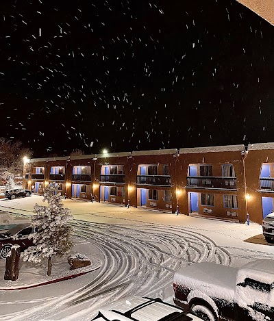 Taos Valley Lodge