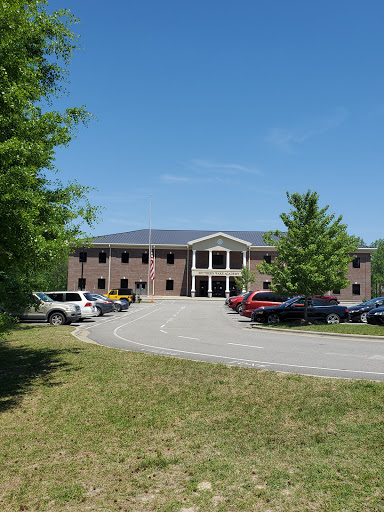 Southern Wake Academy Logo