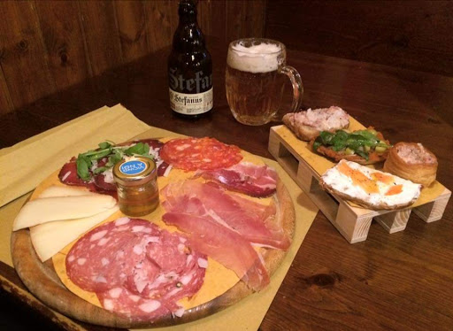 Pub 46 - Visual