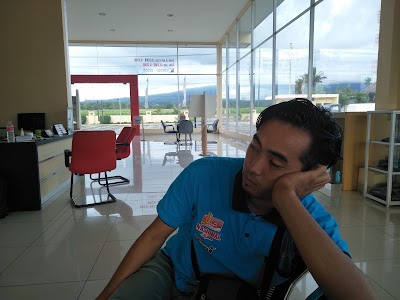 Photos of Mitsubishi Motors Lautan Berlian