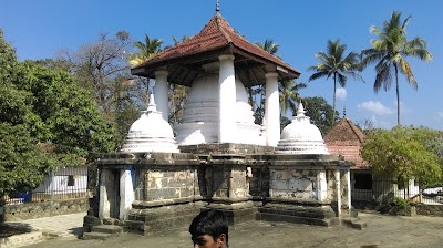 Photos of Gadaladeniya Rajamaha Viharaya