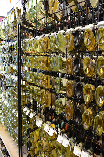 Carl's Wine and Spirits Gallery - United States