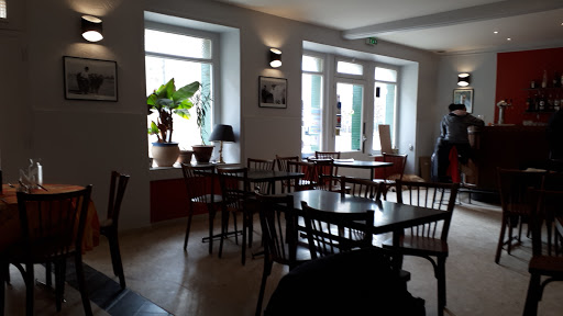 Hotel - Restaurant "L'Auberge de Peaugres" - Thumbnail