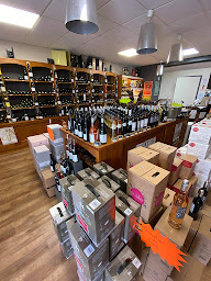 Photo n°3 de Plaisir et passion des vins à Soullans (Cave à vins)