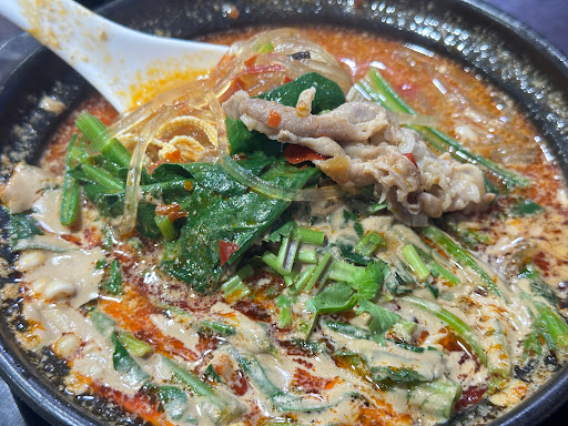 Emily's Claypot House - Thumbnail