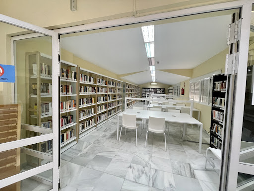 Biblioteca Pública Municipal Rafael Alberti