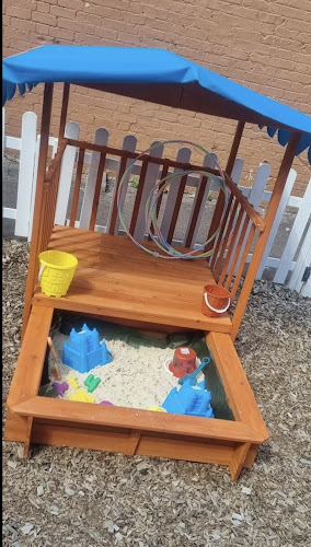 littleangelzdaynursery.com