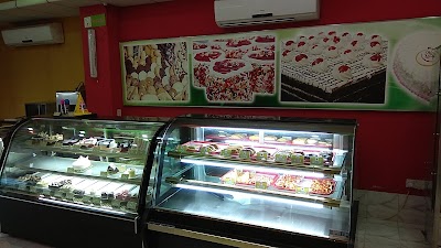 Photos of California Fried Chicken & Pastry Shop