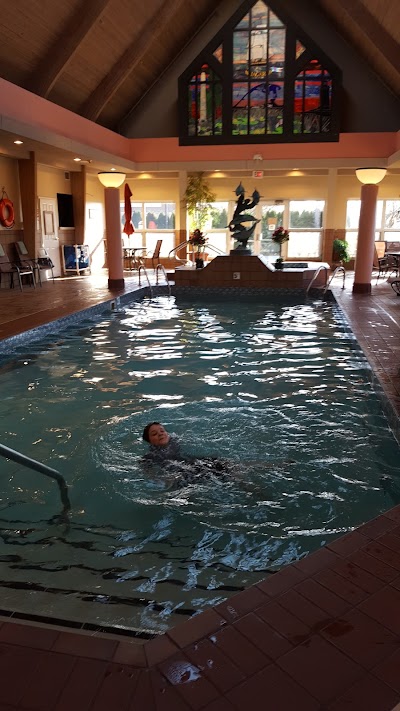 Photos of Holiday Inn Express & Suites Erie (Summit Township)
