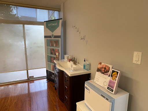 Skinlastiq Medical Laser Cosmetic Spa - Thumbnail