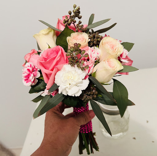 Lovingly Yours Bouquets LLC Gallery - United States