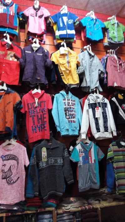 Photos of Abu-Adam Mall