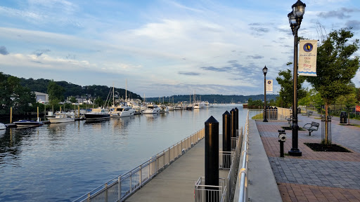 Glen Cove Ferry Terminal and Boat Basin - Thumbnail